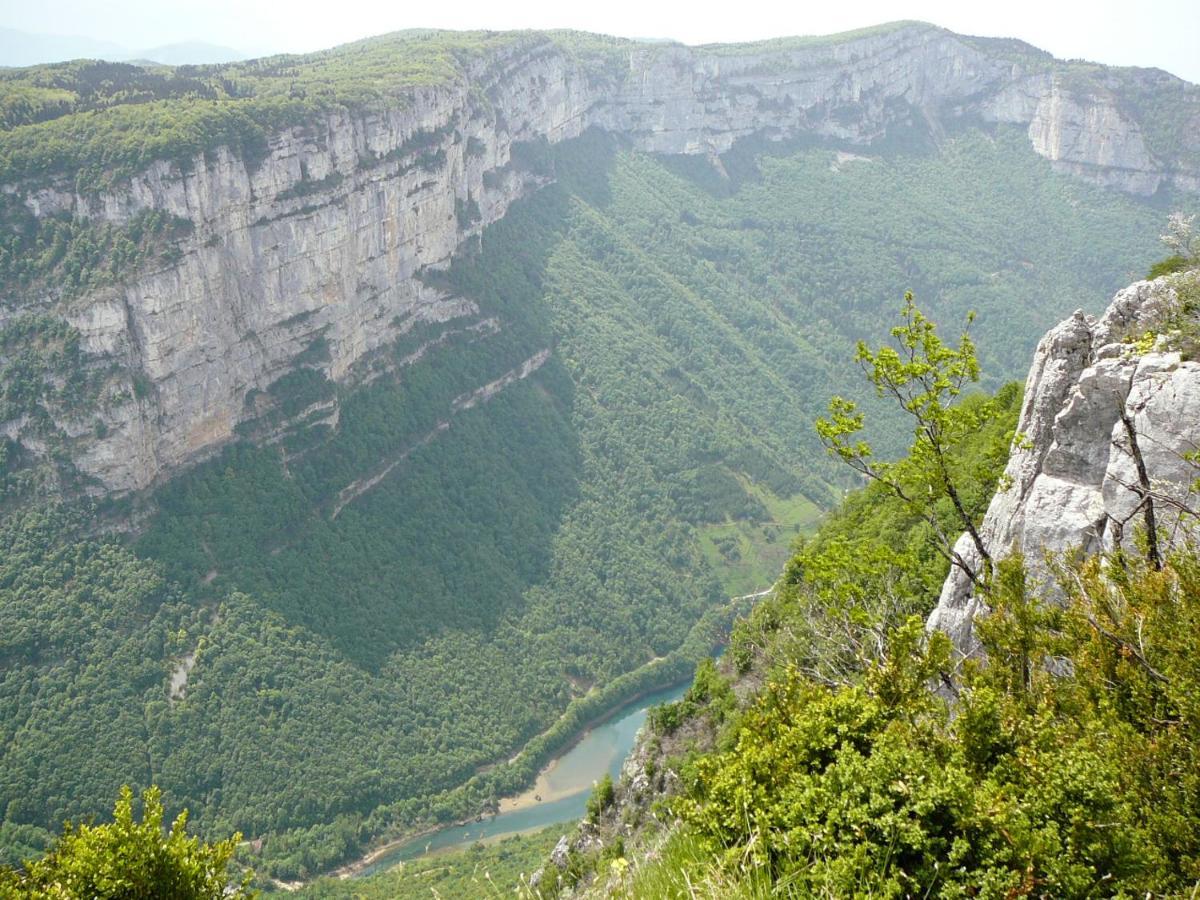 Choranche L'Echappee En Vercors מראה חיצוני תמונה